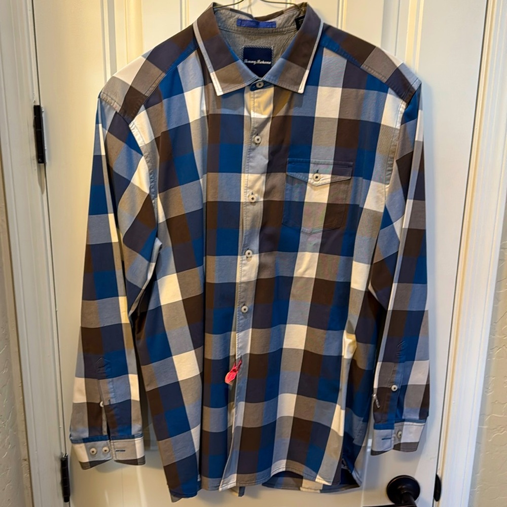 Tommy Bahama Men’s Cotton and Silk Button Down Size XL